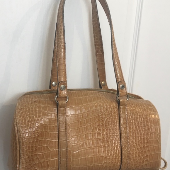 Liz Claiborne Vegan Crocodile Barrel Bag - iPad sz - Picture 4 of 12